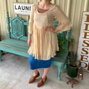 J Gee Cream Lace Tunic